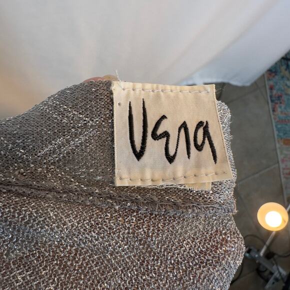 Vintage Vera Silver Metallic Fringe Shawl – Y2K Glam Party Wrap - Picture 7 of 7